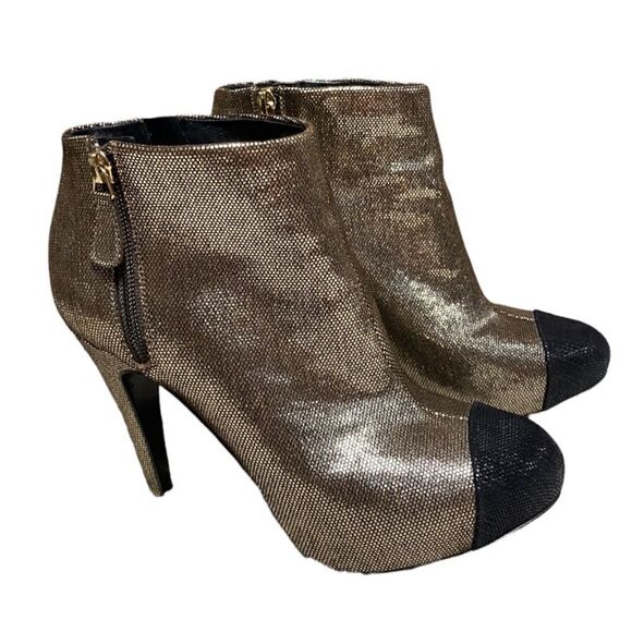 Chanel Gold Metallic Cap Toe Ankle Bootie Size 38.5 - Picture 1 of 11